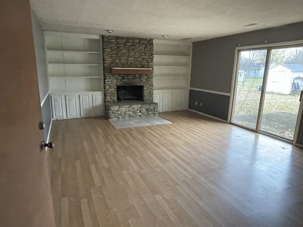 The living room before renovation